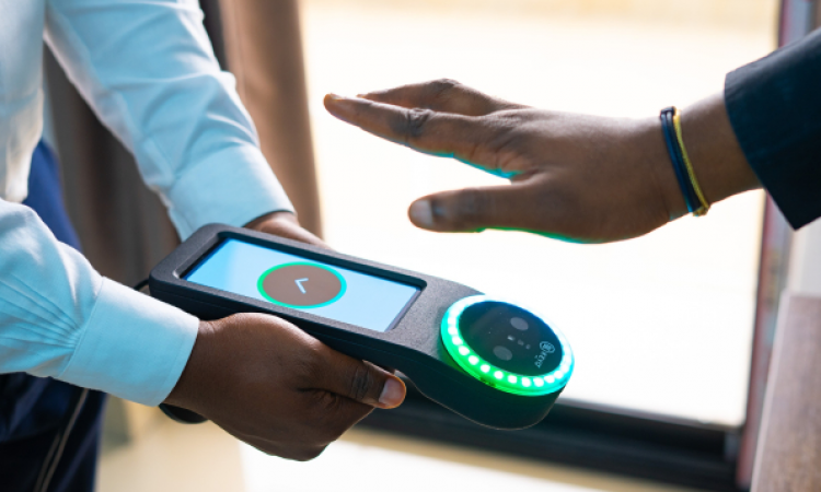 RDC : MainMoney démarre ses activités d’e‑paiement protégées par biométrie palmaire